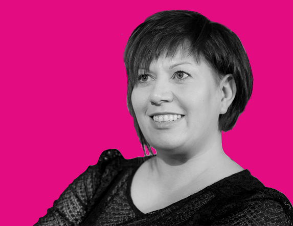 Hello, I'm Luan Wise - marketer, author, speaker and shoe lover. - Luan Wise